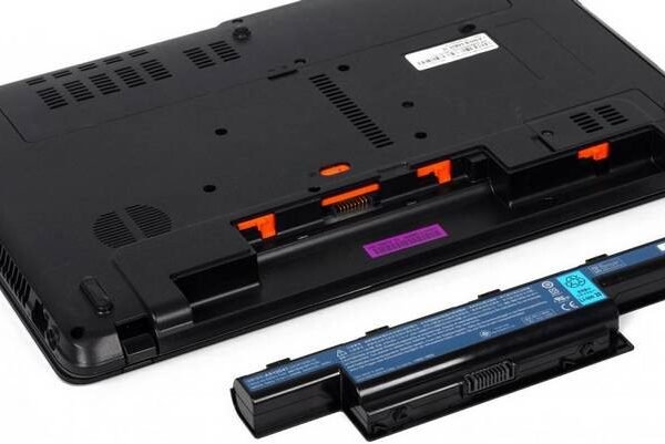 laptop battery in pakistan: Prices, Factors and Tips For Buying